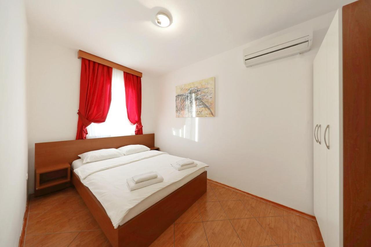 Apartmani "Jadran" 파그 외부 사진