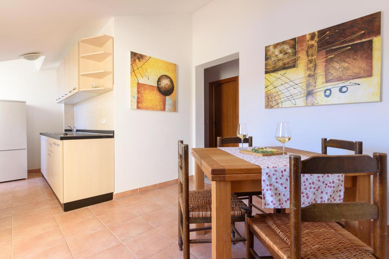 Apartmani "Jadran" 파그 외부 사진